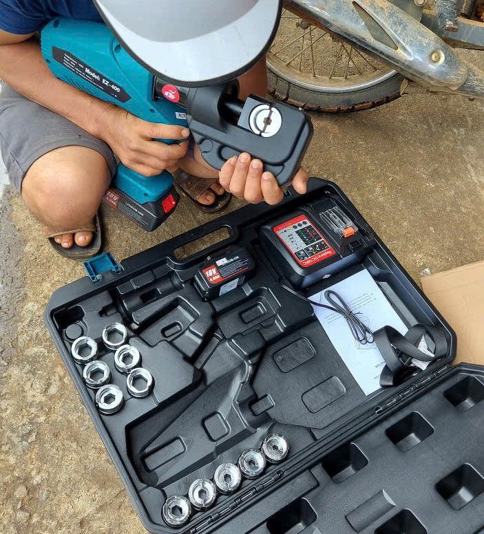 https://vhcorp.com.vn/upload/images/ZUPPER/z6763060990060_b4ddf5251fda6168b2413a3422b3a957.jpg